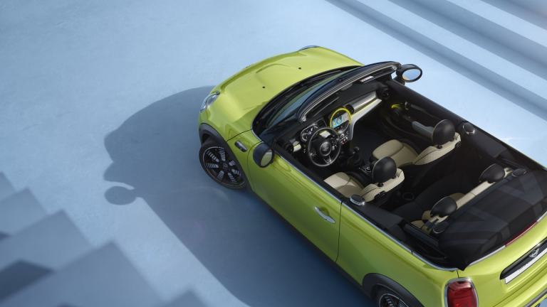 MINI Cabrio - stranski pogled – rumena